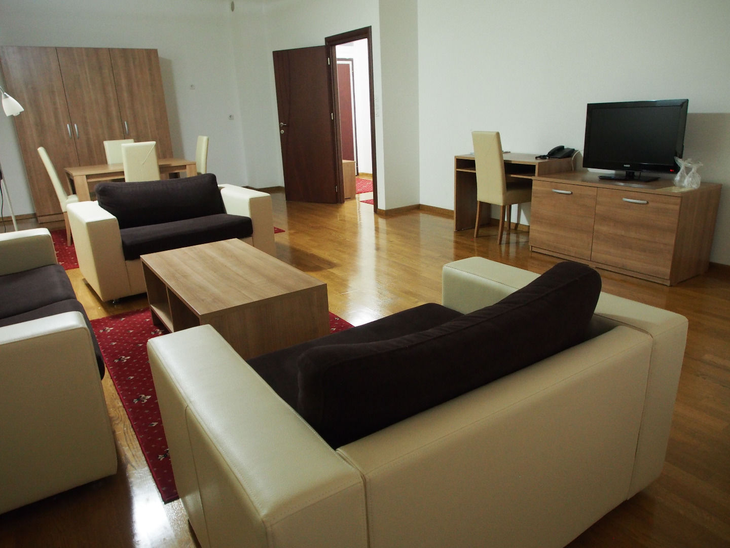Tcc Grand Plaza Hotel Скопие Стая снимка