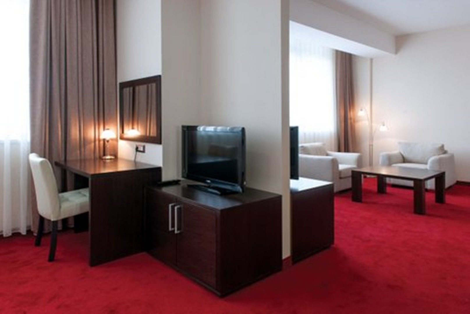 Tcc Grand Plaza Hotel Скопие Стая снимка