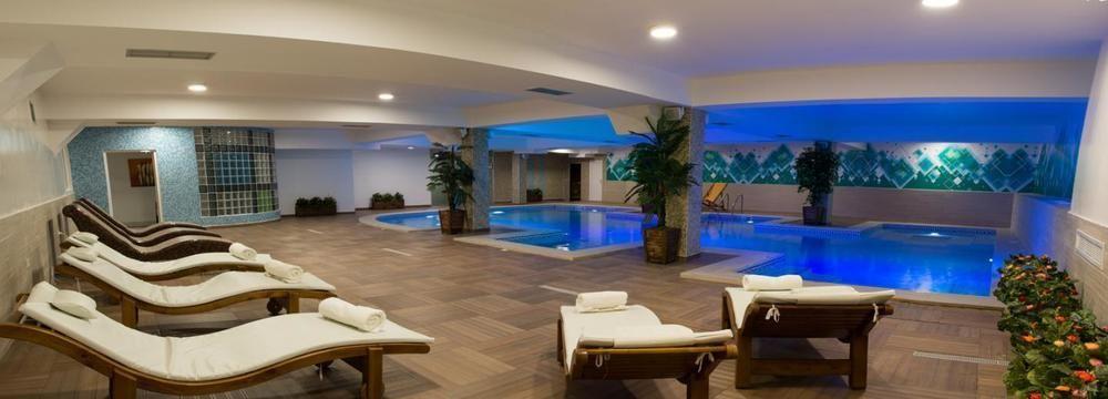 Tcc Grand Plaza Hotel Скопие Екстериор снимка