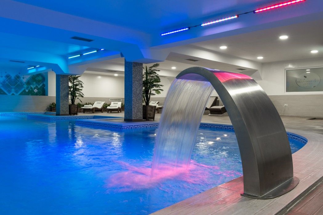 Tcc Grand Plaza Hotel Скопие Екстериор снимка