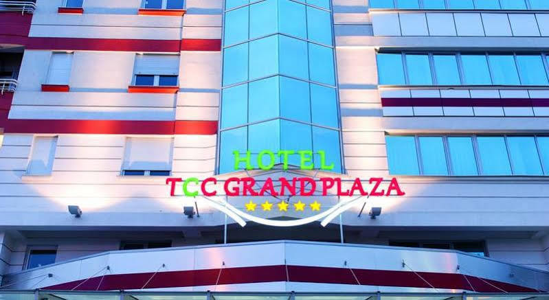Tcc Grand Plaza Hotel Скопие Екстериор снимка