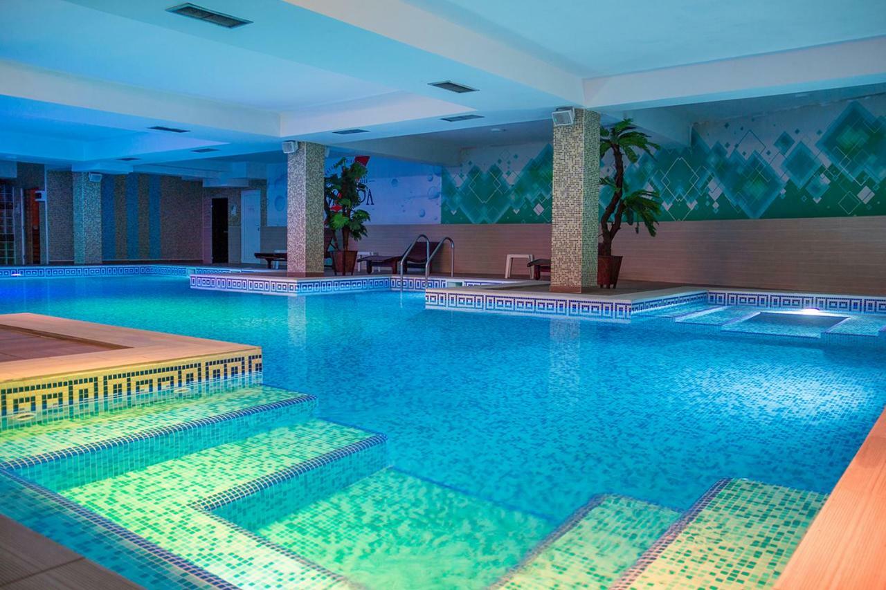 Tcc Grand Plaza Hotel Скопие Екстериор снимка