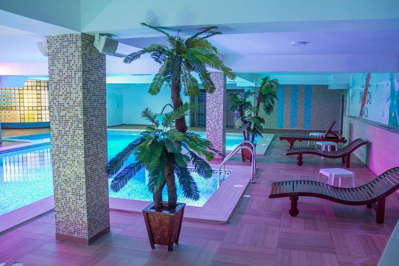 Tcc Grand Plaza Hotel Скопие Екстериор снимка